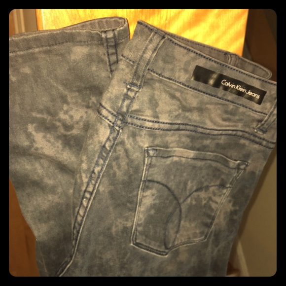 Calvin Klein reversible skinny jeans - Picture 1 of 2