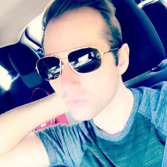 Meet your Posher, Glenn - Picture 3 of 6