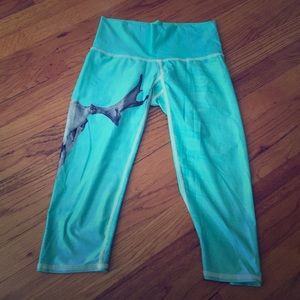 Skull Print Teeki Capris