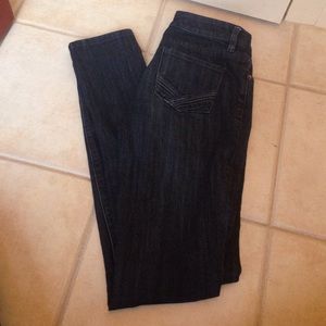 Limited denim size 2 skinny jean