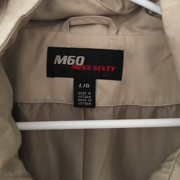 Short Trench Coat - Picture 2 of 4