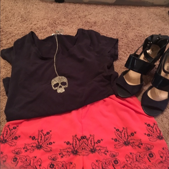 Navy chunky heel sandals!