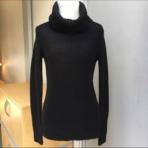 Black Banana Republic Wool Turtleneck Sweater