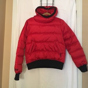 New with tag Nikita snowboard down puffer jacket.