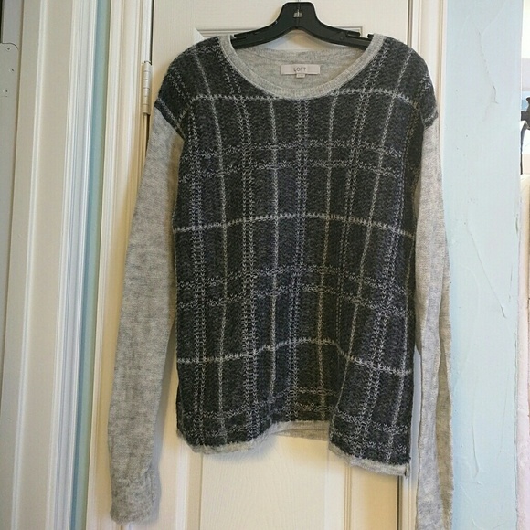 SOLD Loft sweater