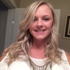 Meet your Posher, Kara