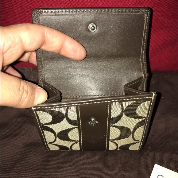 NWOT Coach Wallet - Picture 2 of 3