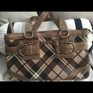 Burberry purse