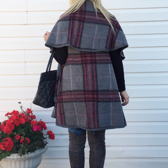 New NWT check cape coat M medium - Picture 3 of 3