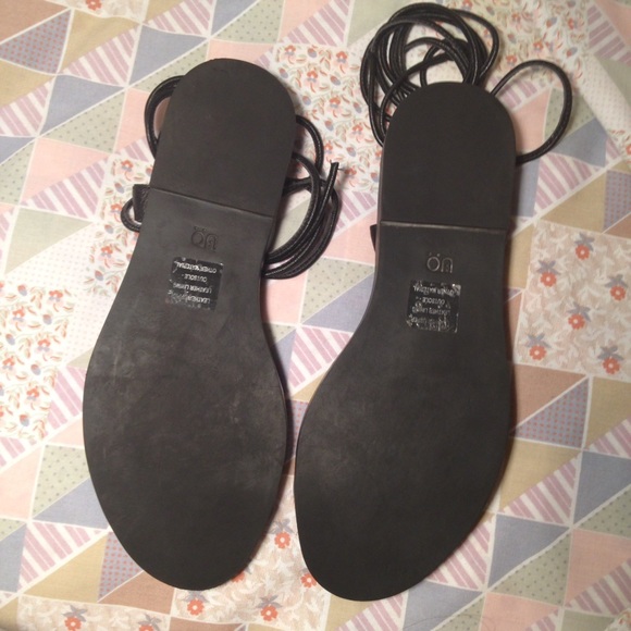 Urban Outfitters leather - Picture 3 of 4