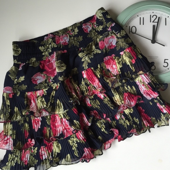 AF skirt