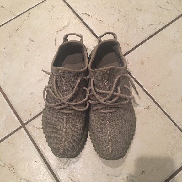 Yeezy Boost 350 Moonrock UA