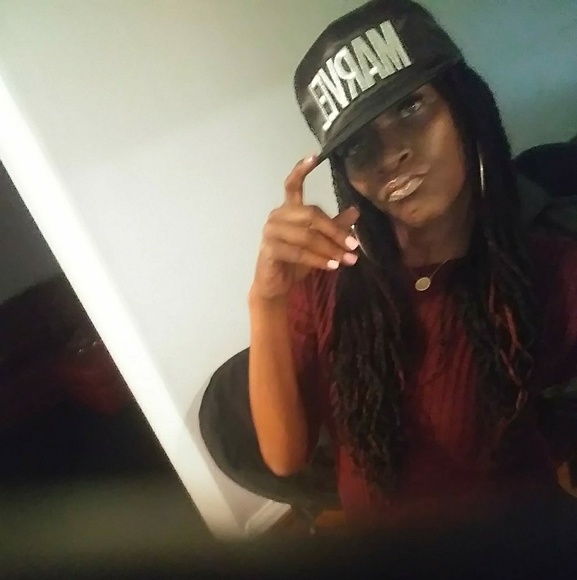 Meet your Posher, Marvel - Picture 2 of 2