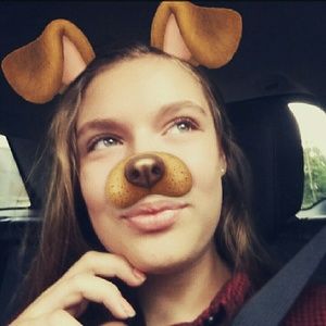 Meet your Posher, Molly