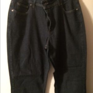 Never worn Lee Riders jeans - dark wash in 18 P