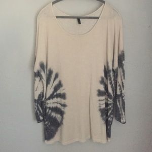 Gorgeous half tie dye pullover!