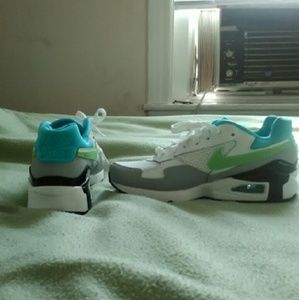 Women's Nikie Air Maxs