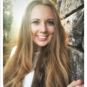 Meet your Posher, Beth