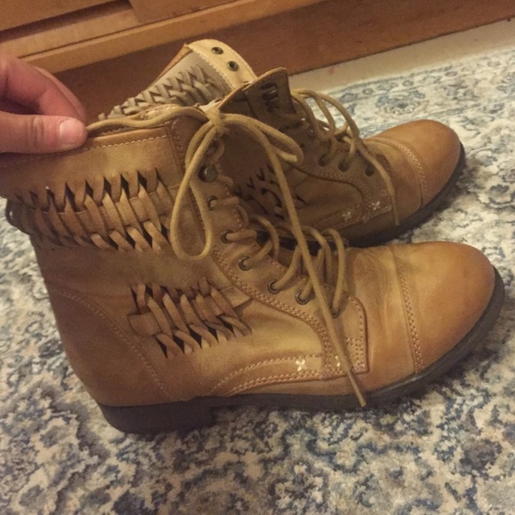 Cute Fall Booties - Picture 2 of 4