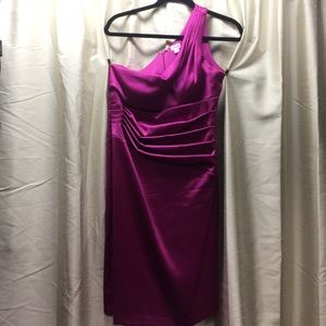 🌷 Fuchsia satin dress 🌷