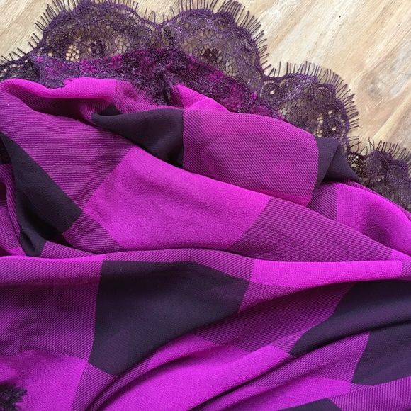 Lane Bryant checkered dress with lace on bottom - Picture 4 of 4