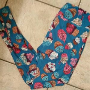Lularoe cupcake leggings