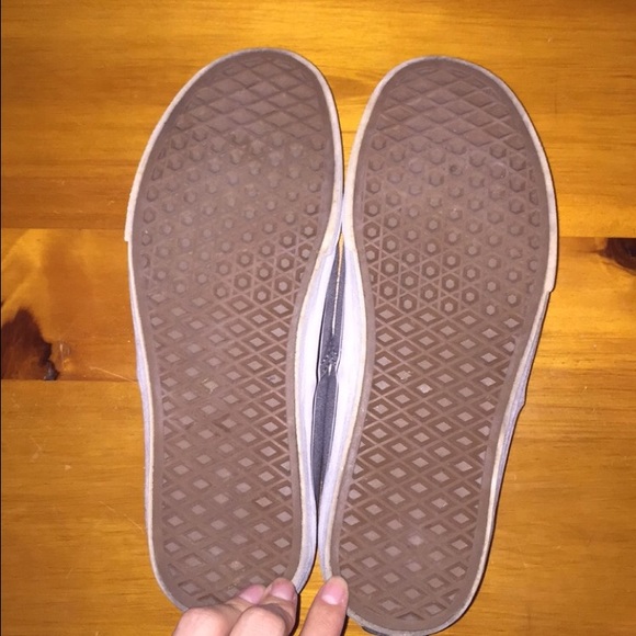 Grey vans - Picture 2 of 2