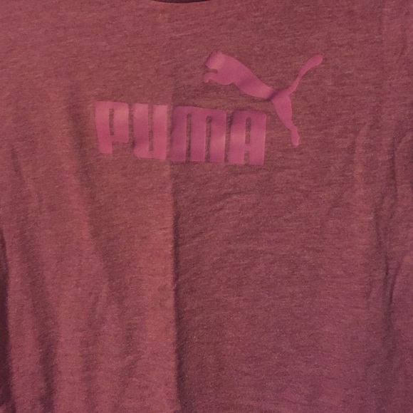 SOLD- Puma Magenta Purple Tee Shirt Medium - Picture 2 of 4