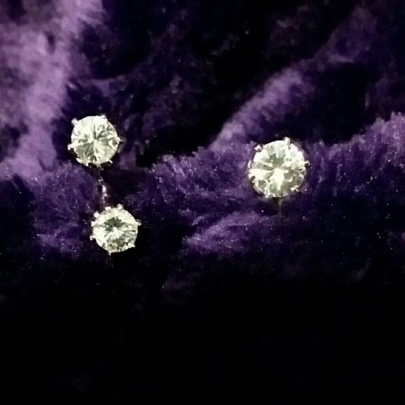 Unique open cuff 3 rhinestone ring - Picture 3 of 4