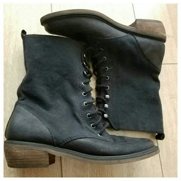 Rugged canvas leather boots