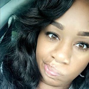 Meet your Posher, Sierra