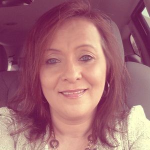 Meet your Posher, Claudine