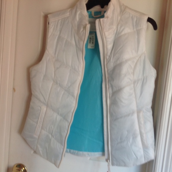 BNWT Aeropostale Puffer Jacket - Picture 3 of 3