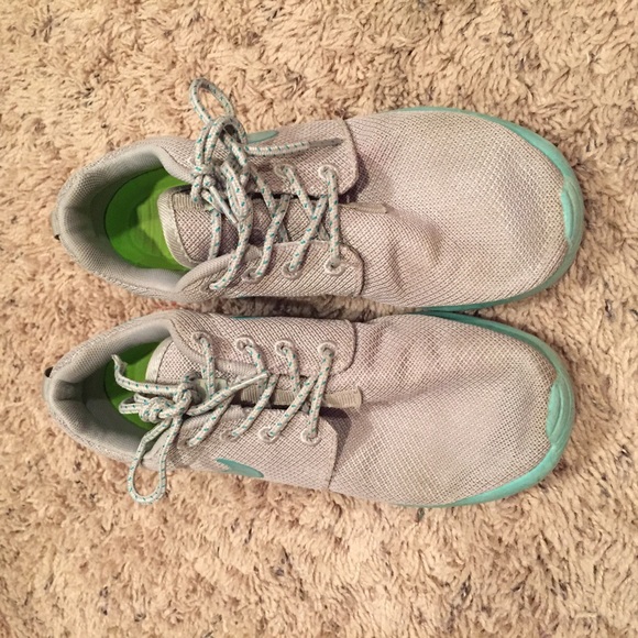 Nike Roshes