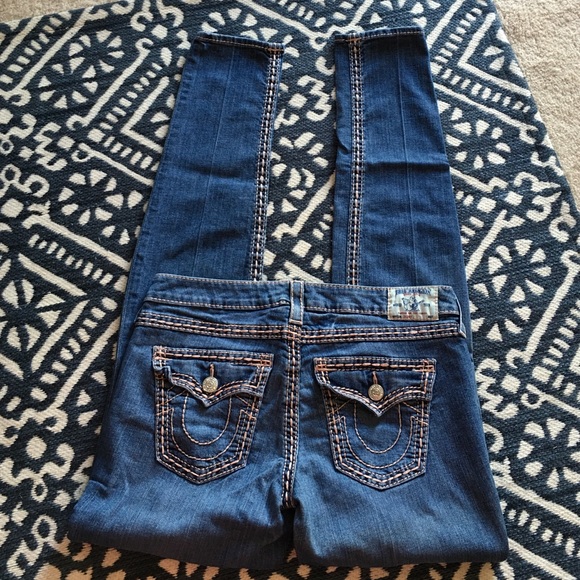 Gently used True Religion Skinny Jeans.