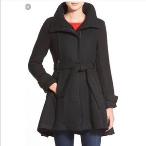 MEDIUM Steve Madden Winter Coat w/ Leather Straps