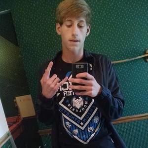 Meet your Posher, Hunter