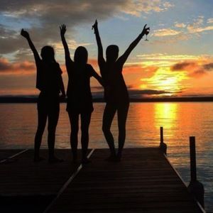 Meet your Posher, Ava