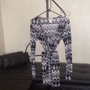 Long sleeve. Short jump suit.