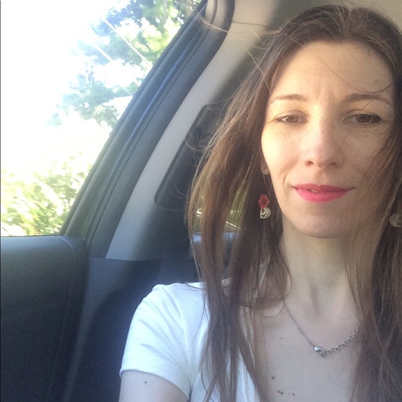 Meet your Posher, Ali - Picture 7 of 10