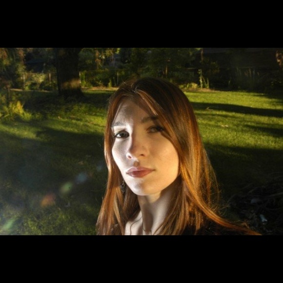 Meet your Posher, Ali - Picture 8 of 10