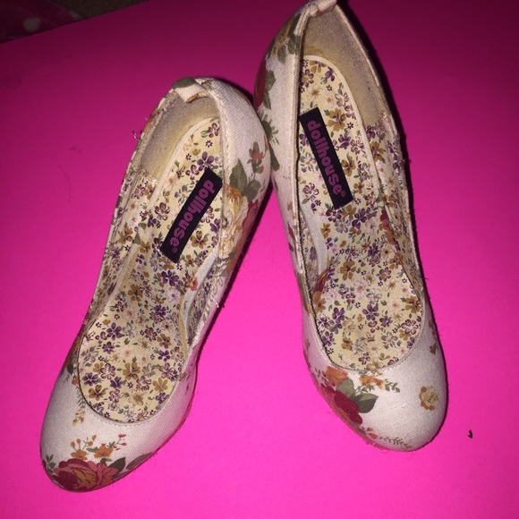 dollhouse flower heels