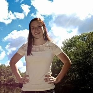 Meet your Posher, Crystal