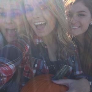 Meet your Posher, Brooke