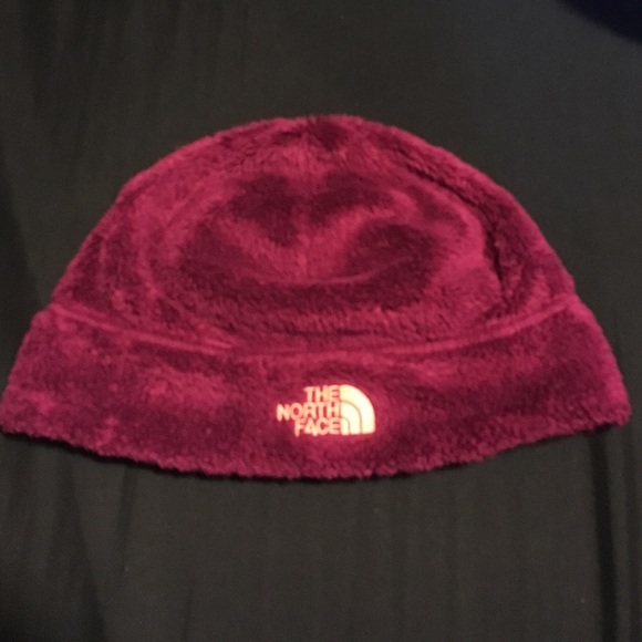 ❄️️WINTER SALE❄️️ North face winter hat