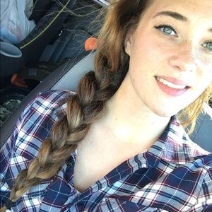 Meet your Posher, Caylin