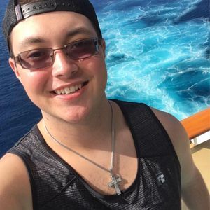 Meet your Posher, Dylan