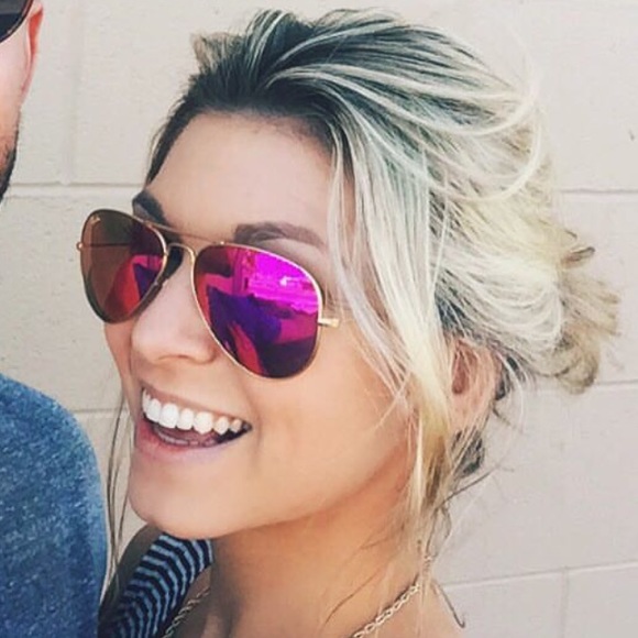 hot pink mirrored sunglasses