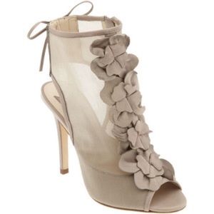 Boutique 9 Denya Bootie Size 8 in Blush