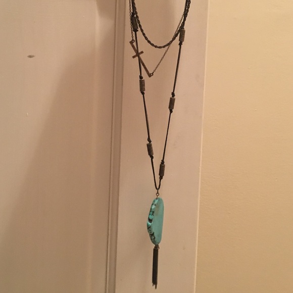 Triple layer necklace